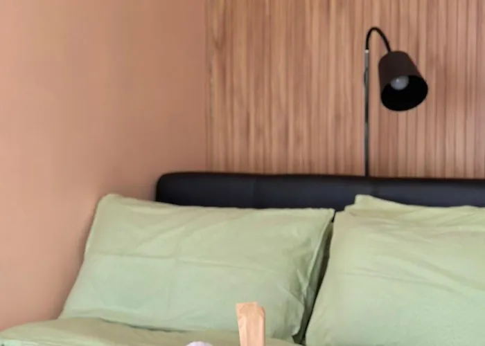Apartment Azure Staycation Near The Airport Manila