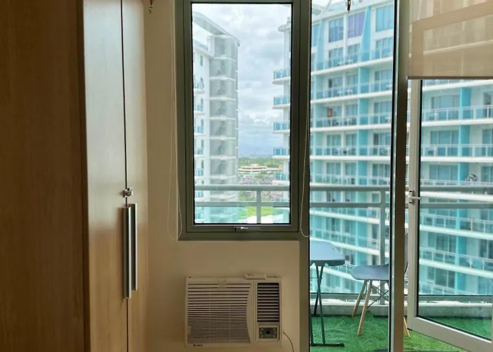 Azure Staycation Near The Airport