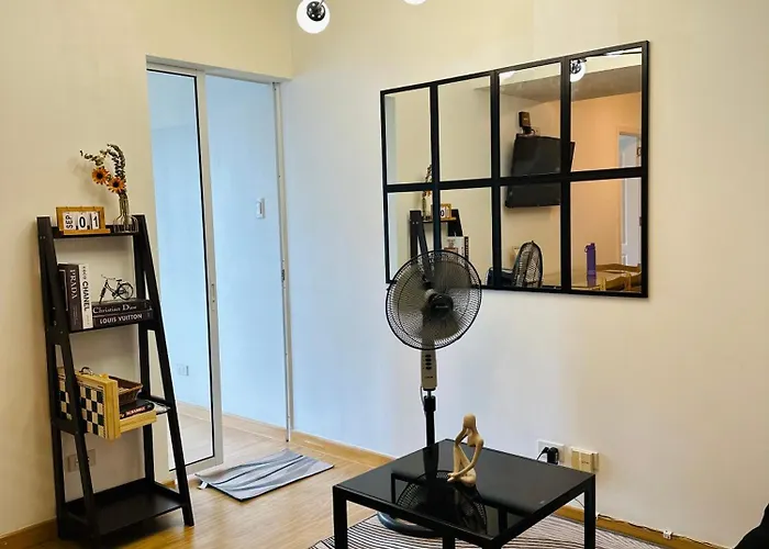 Apartment Azure Staycation Near The Airport