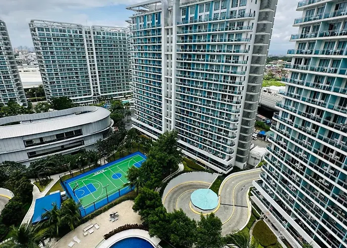 Azure Staycation Near The Airport